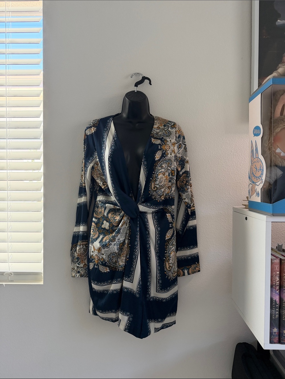 Fashion Nova Navy, White & Gold Paisley Tie-Waist Mini Dress